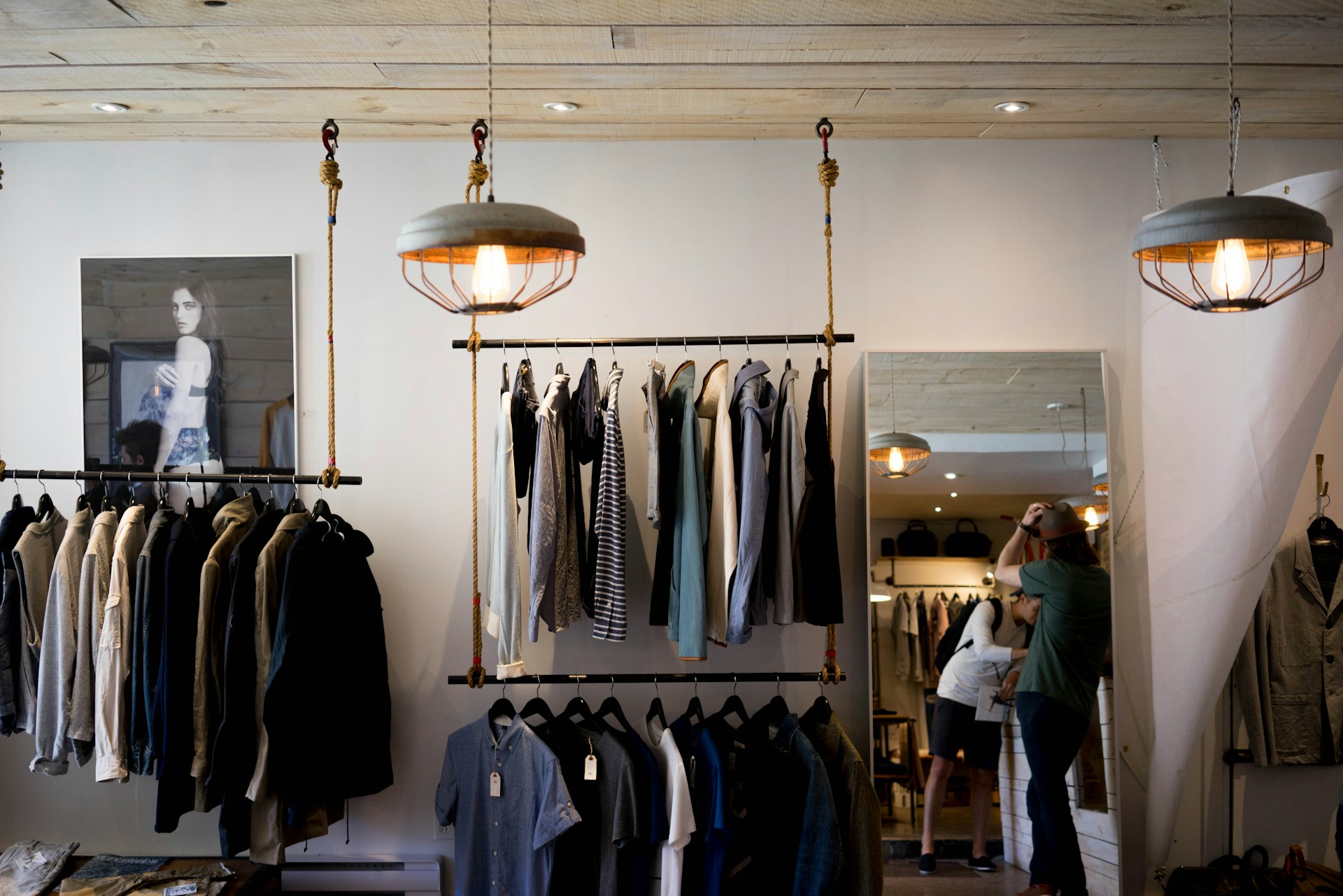 clark street mercantile qnkhzjpkfd8 unsplash